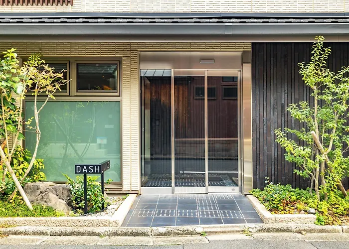 烏丸六条酒店