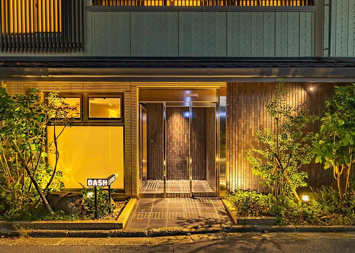 烏丸六条酒店